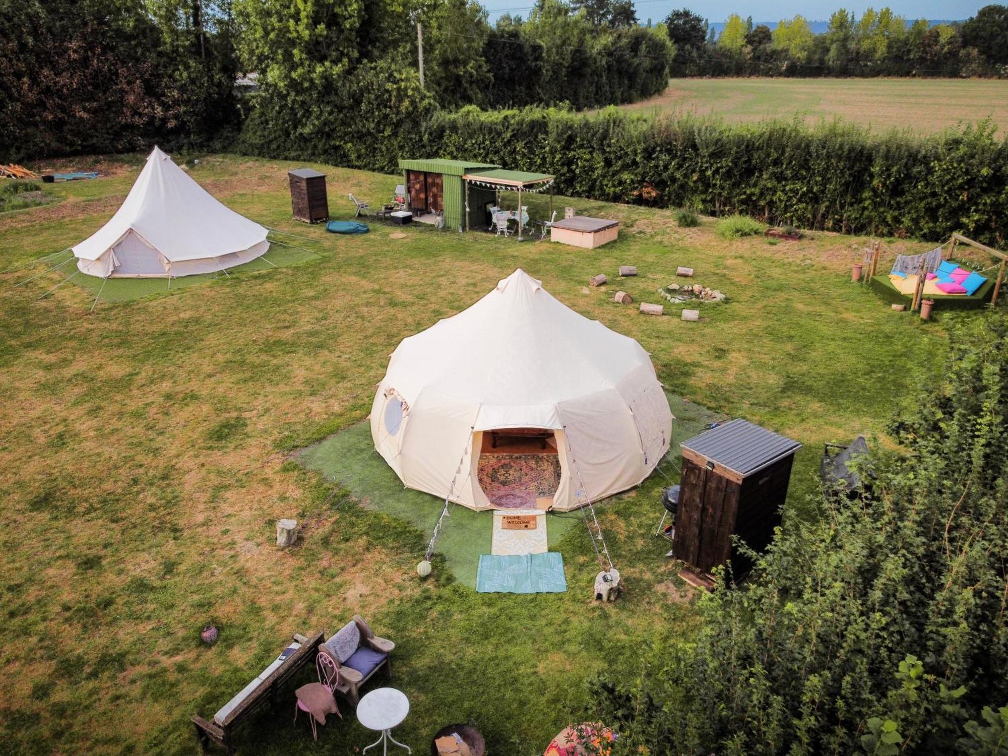 The Follies Glamping Hotel Maidstone Buitenkant foto