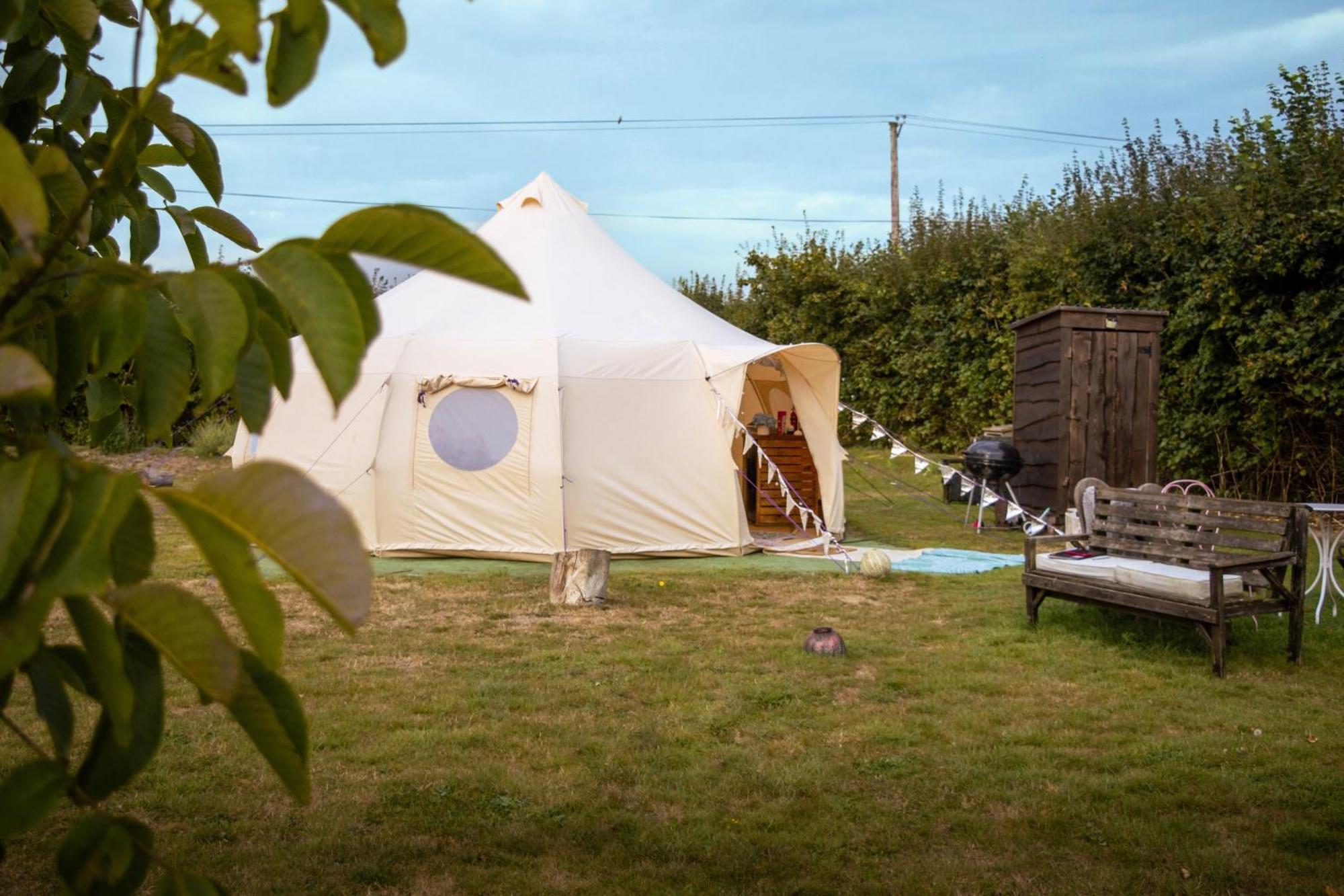 The Follies Glamping Hotel Maidstone Buitenkant foto
