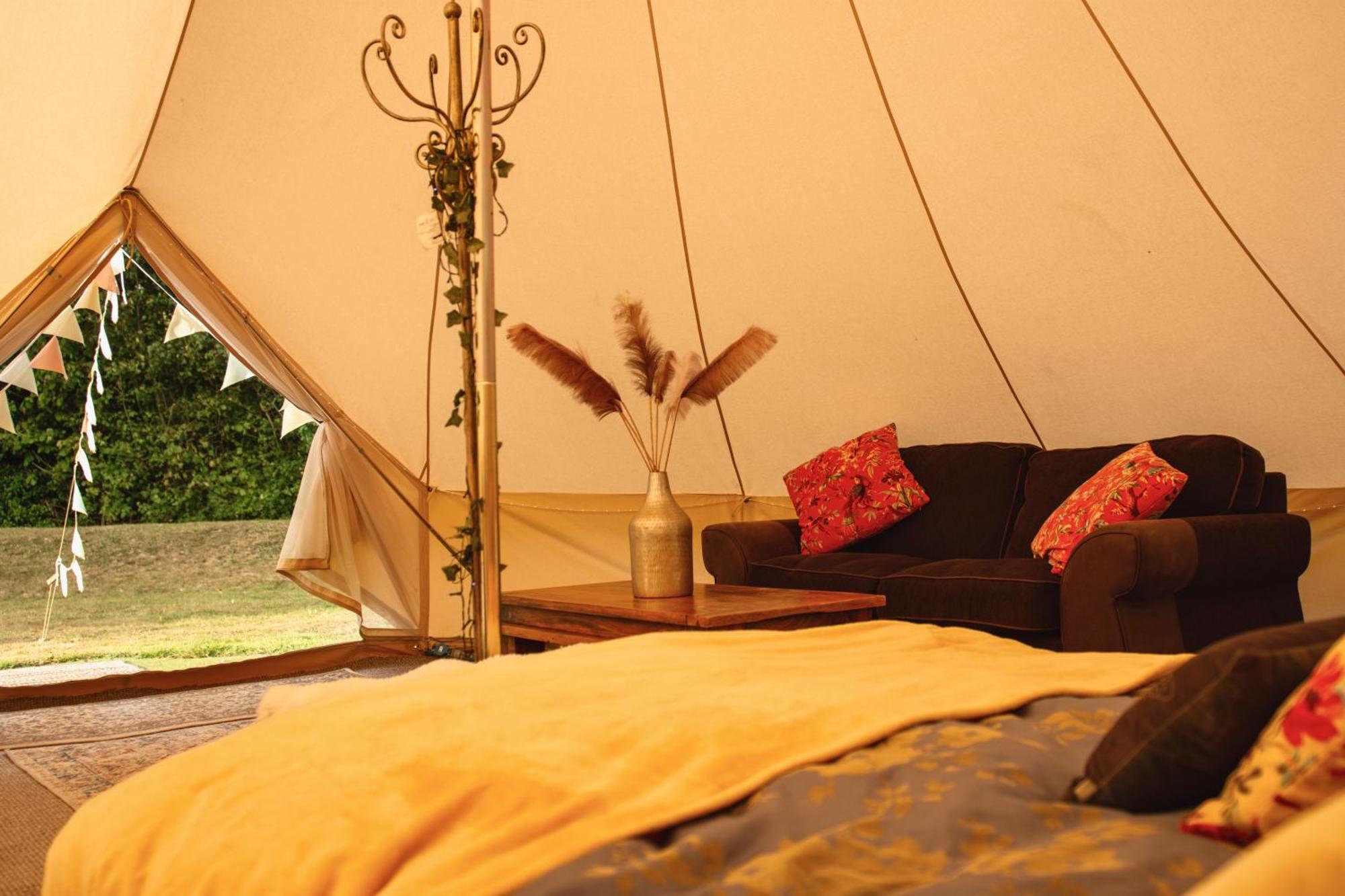The Follies Glamping Hotel Maidstone Buitenkant foto
